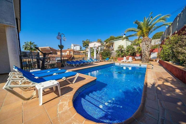 Вилла Preciosa Casa 2000 M2 Piscina Mar Barbacoa Felicidad Санта-Сусанна Экстерьер фото