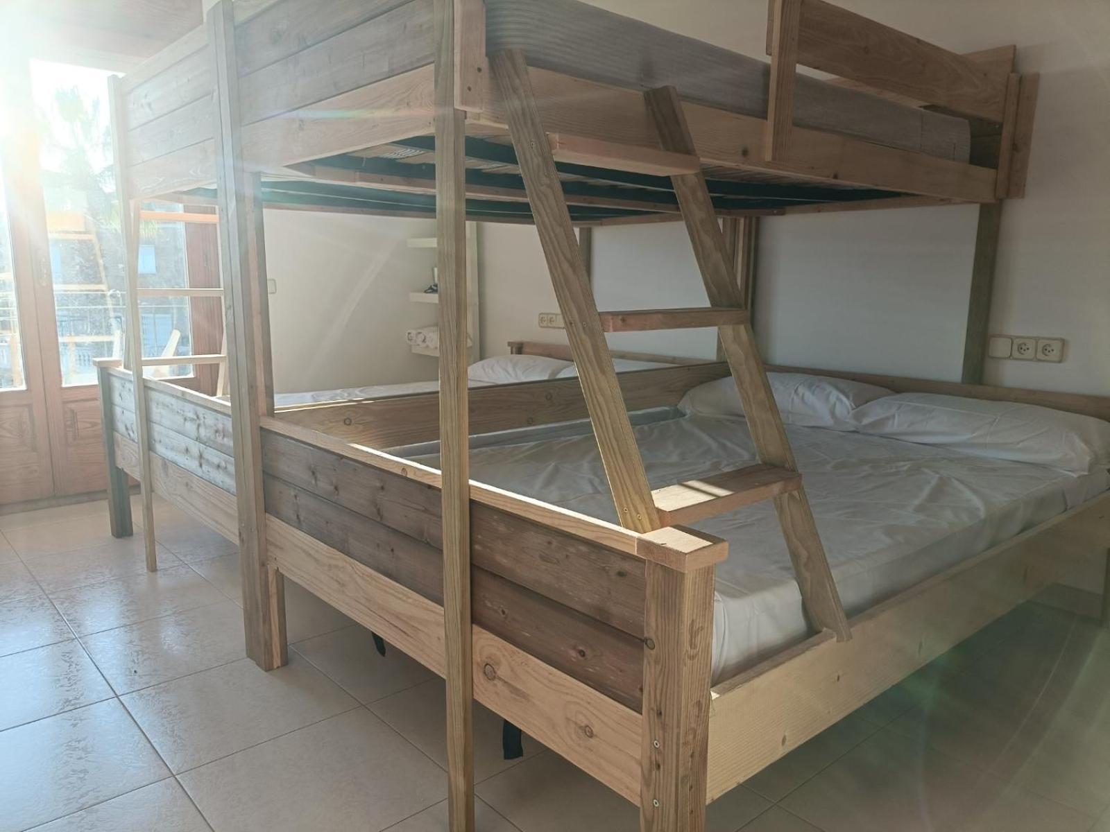 Вилла Preciosa Casa 2000 M2 Piscina Mar Barbacoa Felicidad Санта-Сусанна Экстерьер фото